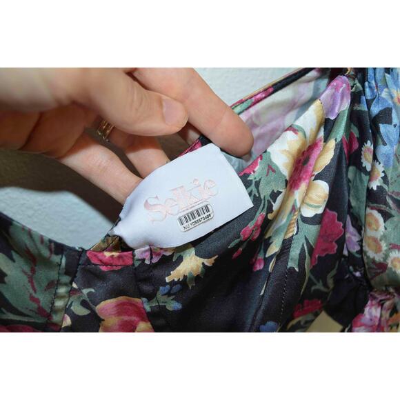 Selkie The Puck Poet 100% Silk Multicolor Floral Sweetheart Puff Sleeve Dress - Picture 8 of 11